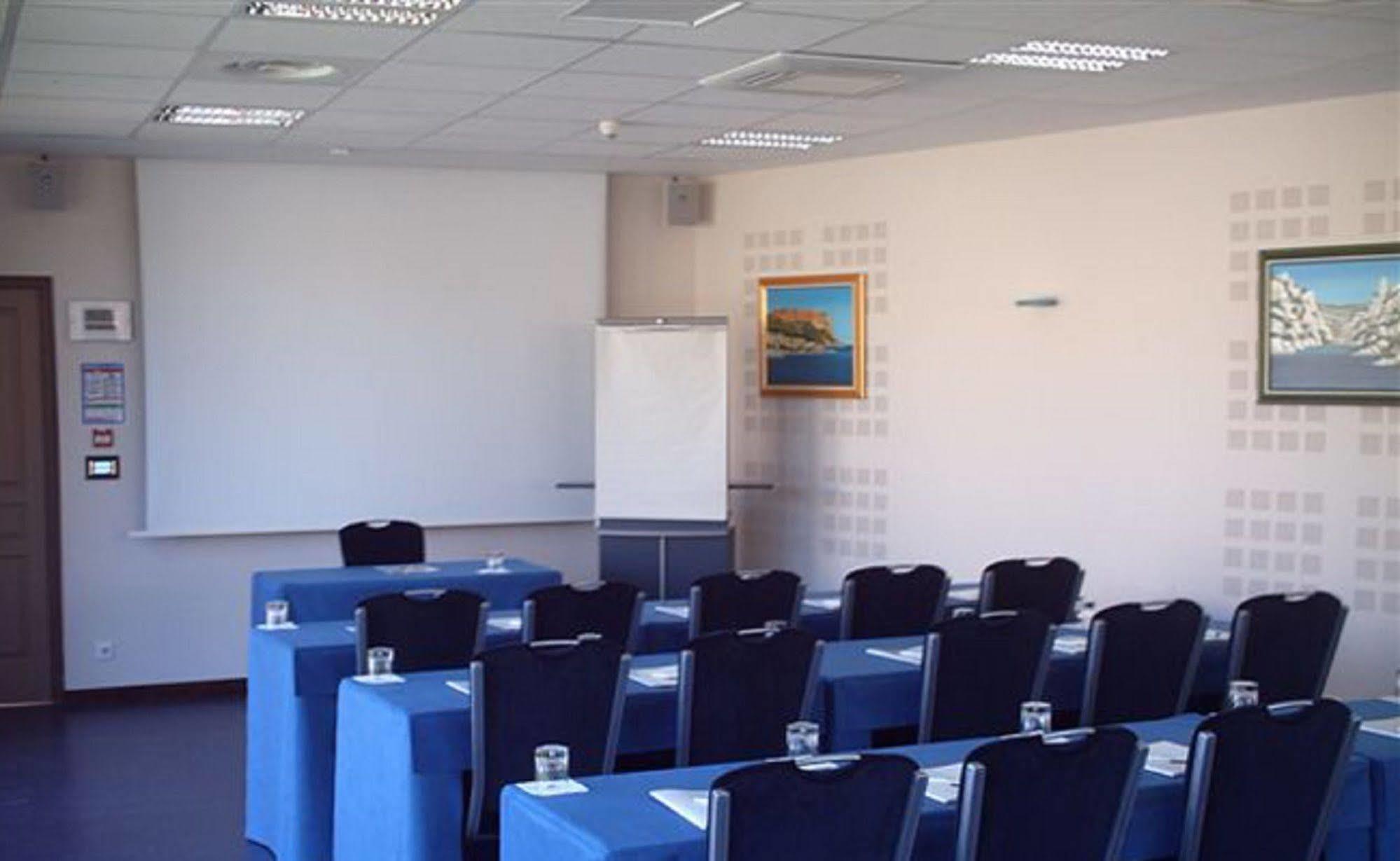 Best Western Gemenos Villa Florette מראה חיצוני תמונה